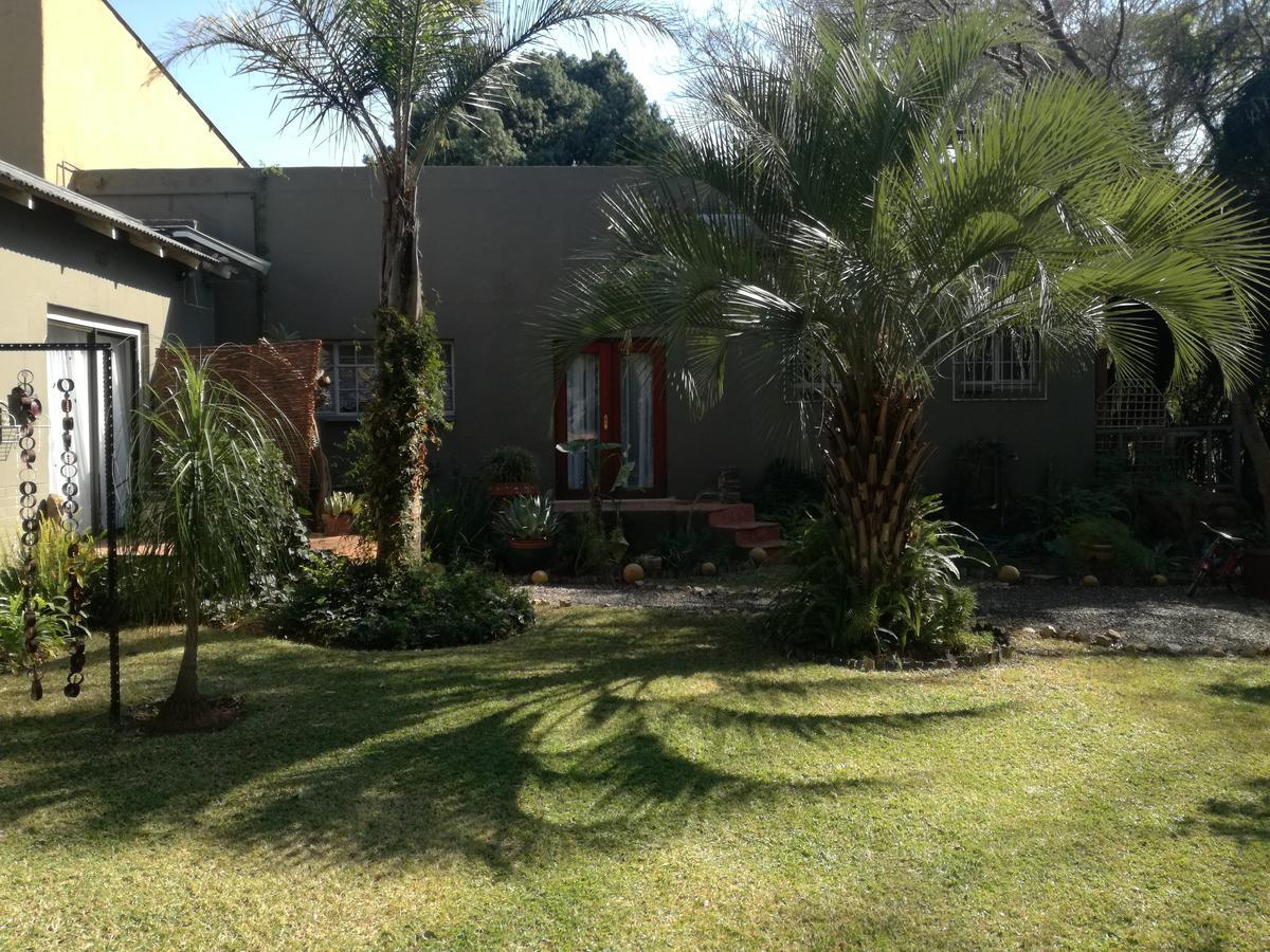 Adam'S Eden Guest House Pretoria-Noord Dış mekan fotoğraf