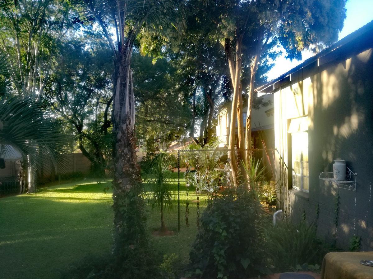 Adam'S Eden Guest House Pretoria-Noord Dış mekan fotoğraf