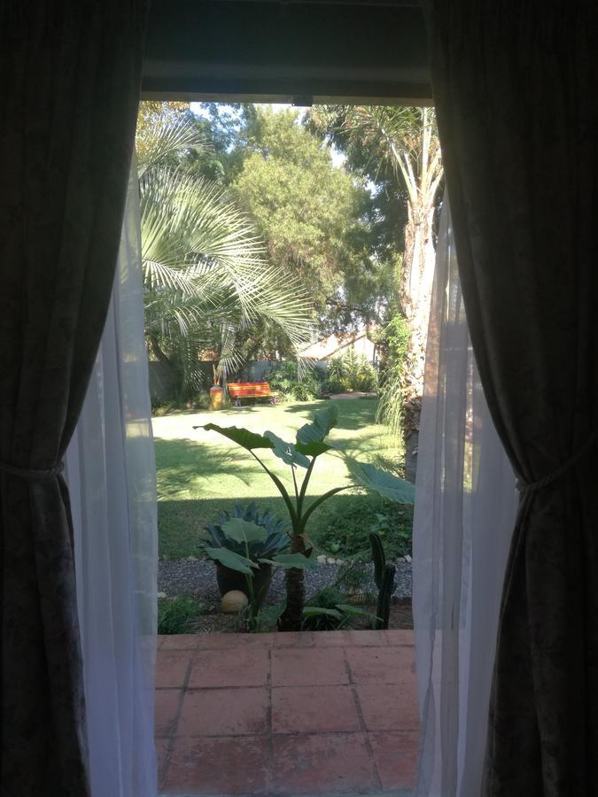 Adam'S Eden Guest House Pretoria-Noord Dış mekan fotoğraf