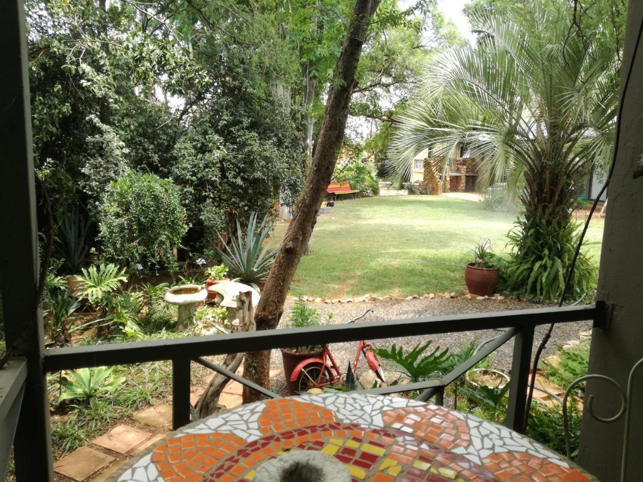 Adam'S Eden Guest House Pretoria-Noord Dış mekan fotoğraf